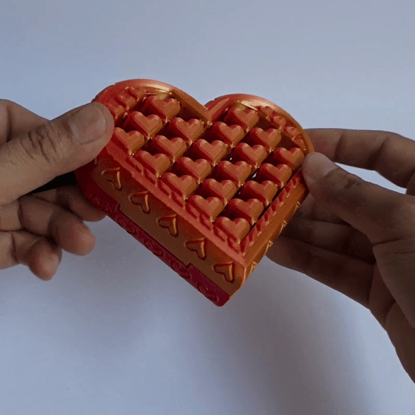 flexible hearts wallet