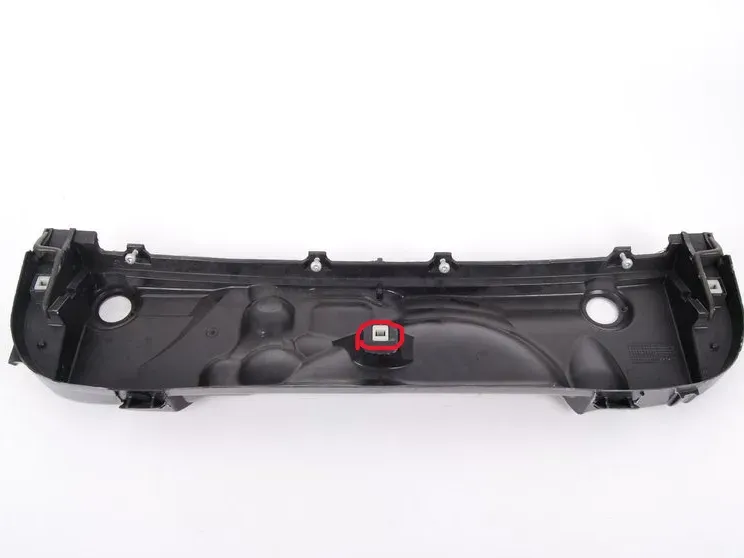 BMW E46 cabin air filter retainer