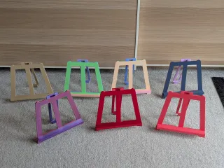 Easel