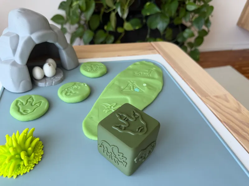 Cubo de Carimbo Montessori – Dinossauros