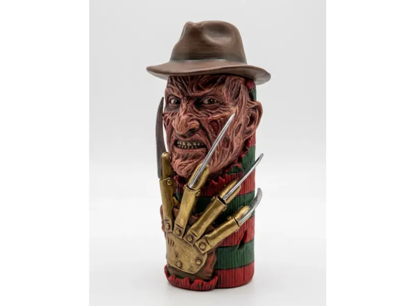 Case for lighter BIC J6 Freddy Krueger style