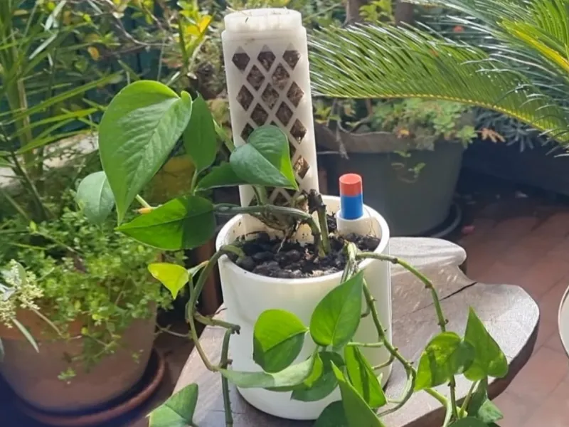 VASO HIDROPÔNICO COM INDICADOR DE NÍVEL