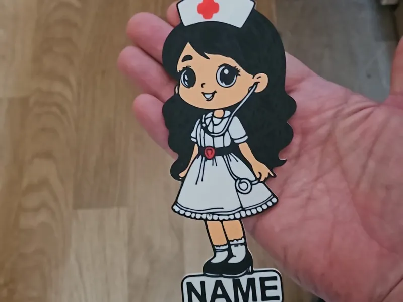 Enfermera morena - nombre personalizado