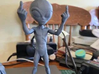 Anti-Social Alien 🛸