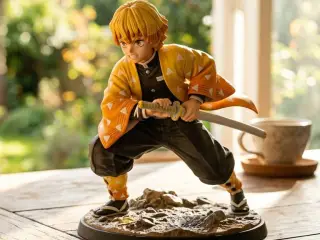 Zenitsu DS Figure