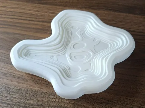 topographic key tray