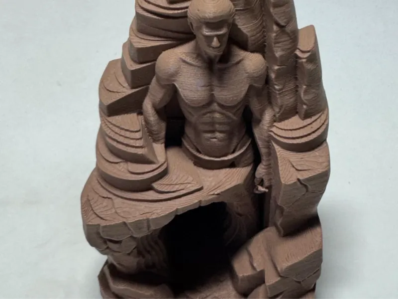 Wächter der Grotte – Antike Kriegerstatue