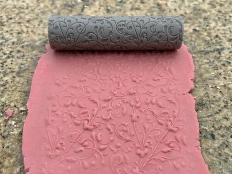 Rouleau à motifs floraux