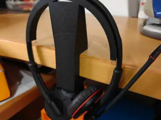 Plantronics Blackwire Headset Stand with Screw Desk Clamp