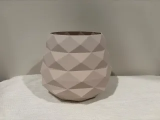 Low Poly Planter pot