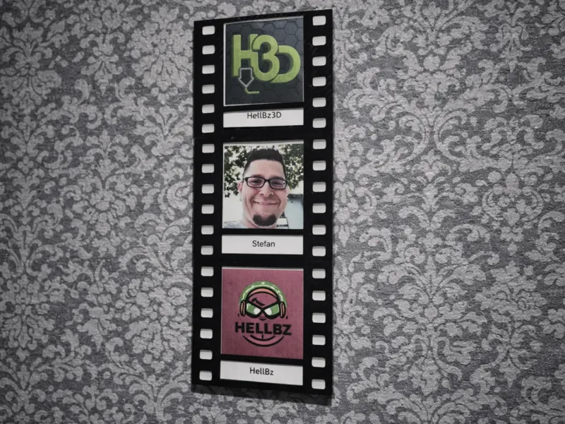 🖼️ Modular Polaroid Movie Strip Frame