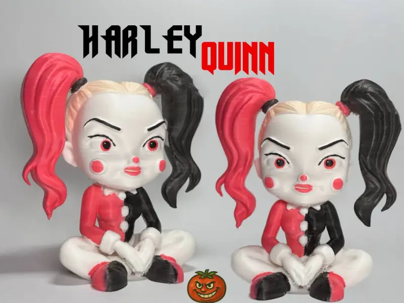 Sitting Harley Quinn DeskBuddy