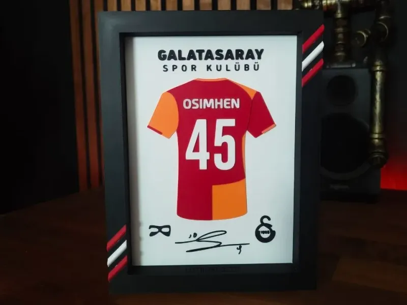 CUTGEEK-shirt-osimhen