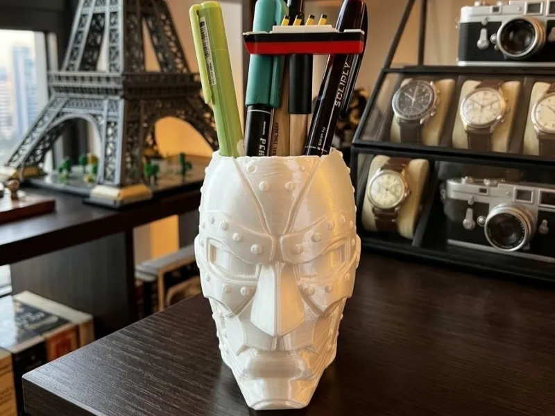 Doctor Doom kalemlik