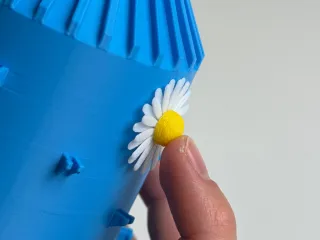 Chamomile vase