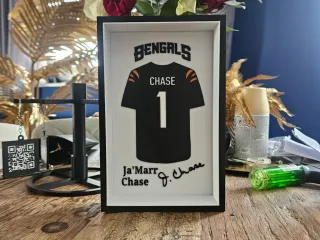 Cincinnati Bengals Ja`Marr Chase jersey Display