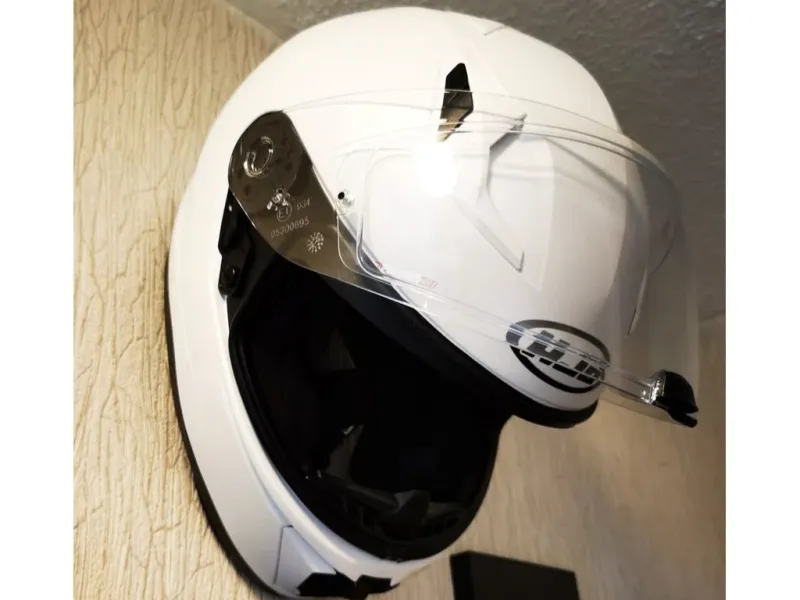 Portacasco / Supporto da muro per casco