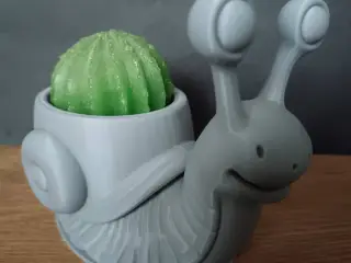 Snail (tea light holder, / flower pot)