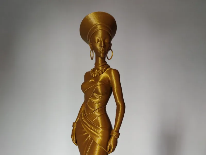 Statuette de dame africaine 4