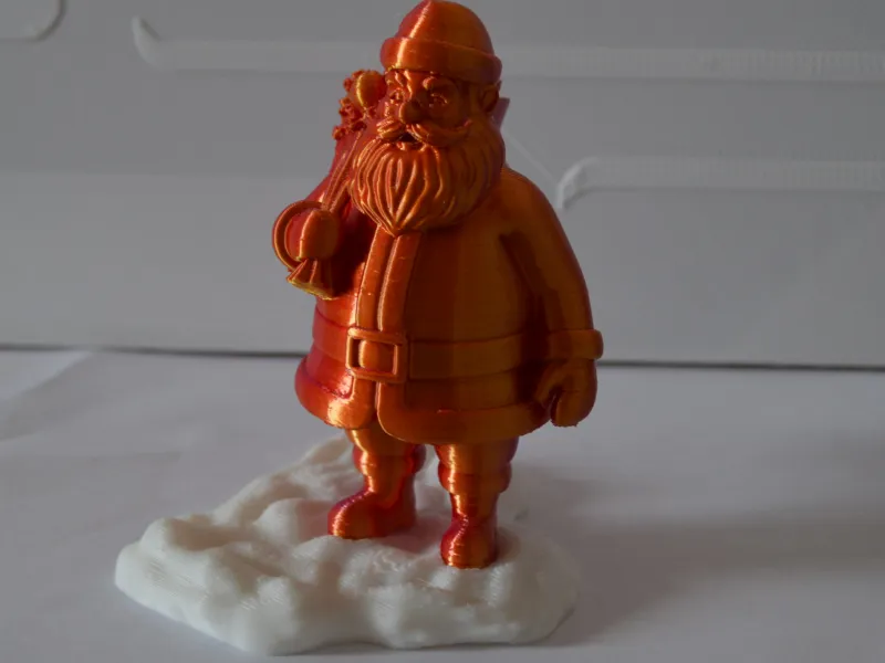 Santa im Schnee
