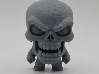 Mad Skull Figurine/Keychain