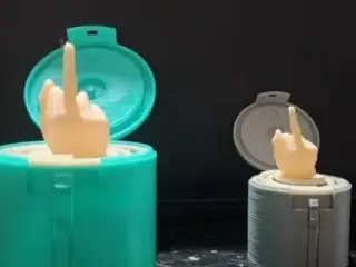 Scherz Mittelfinger 