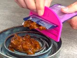 Cat Food Bag Squeezer-0