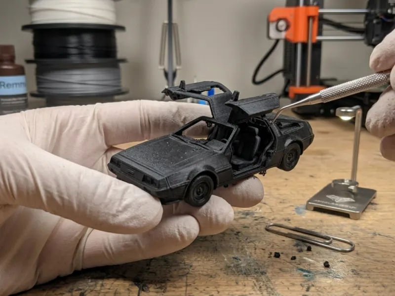 DeLorean DMC-12