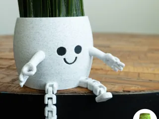 Happy Flex Sitting Planter Gotcha Hands
