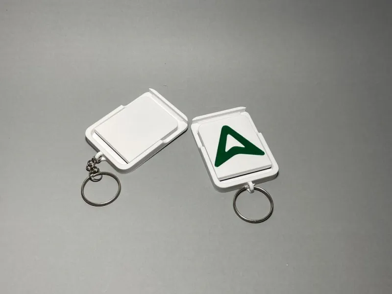 Flat Phone Stand Keychain V2 – Larger & More Stable