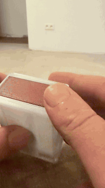 MagOne — distributeur d'aimants Ø5 × 2 mm !PAUSE IMPRESSION!