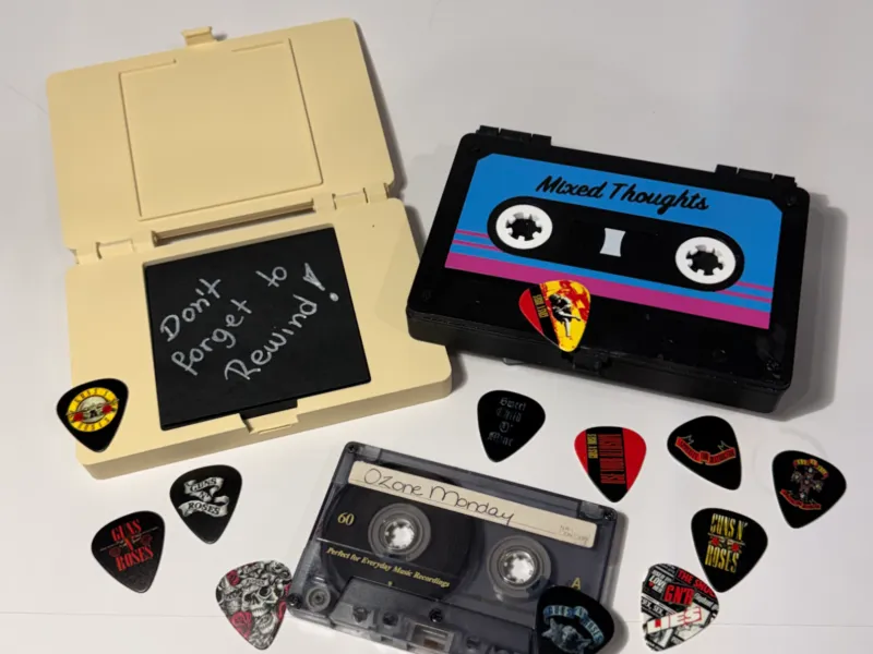 Mixed Thoughts Retro Cassette Sticky Note Holder