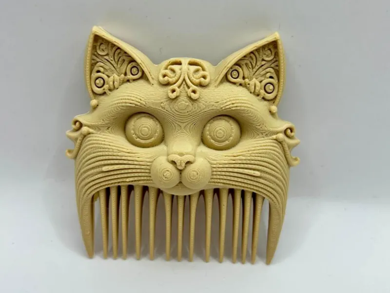 Pettine a forma di gatto