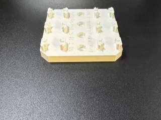 Base plate for modular tool holders for use with Multiboards