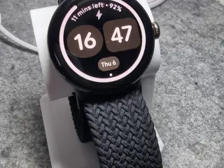 Google Pixel Watch Stand