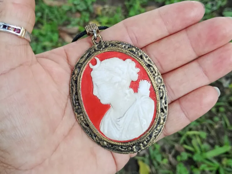 vintage cameo goddess artemis