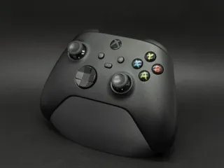 Minimalistic+Xbox+Controller+Stand