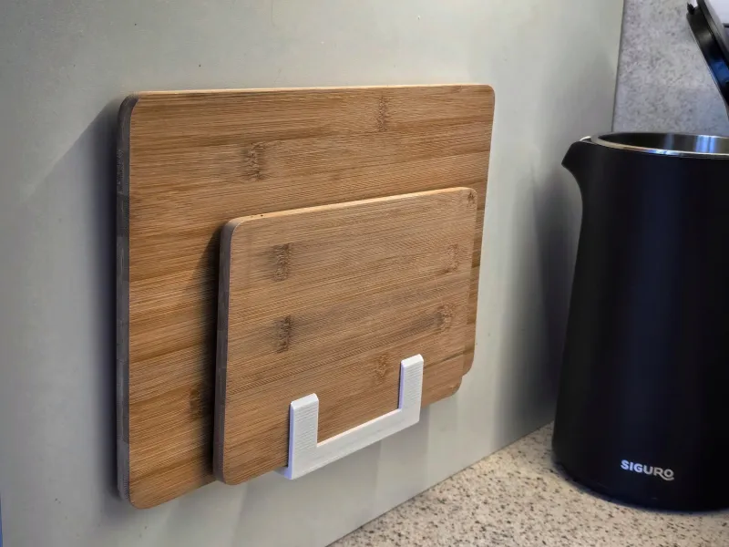 Elegante supporto per taglieri (Taglieri in legno KIK)