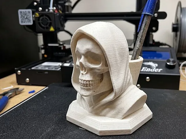 The Parka Desk Decoration
