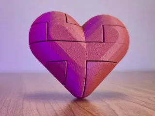 Heart Puzzle – 7-Piece Assembly Brain Teaser