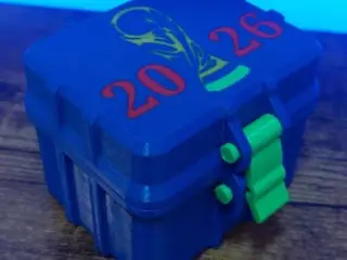 CAJA DE ESTAMPAS O BARAJITAS DEL MUNDIAL DE FUTBOL 2026