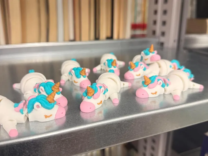 Flexi Unicorn + Keychain