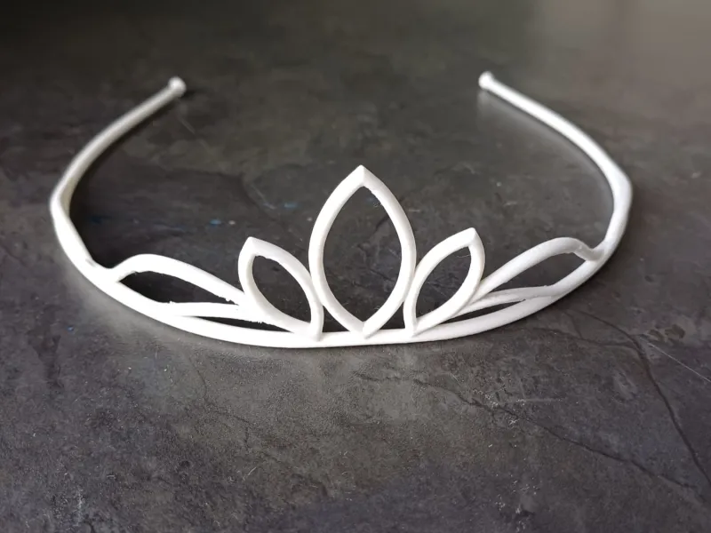 Diadème de princesse minimaliste