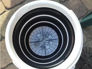 Bucket Grit Guard for car wash