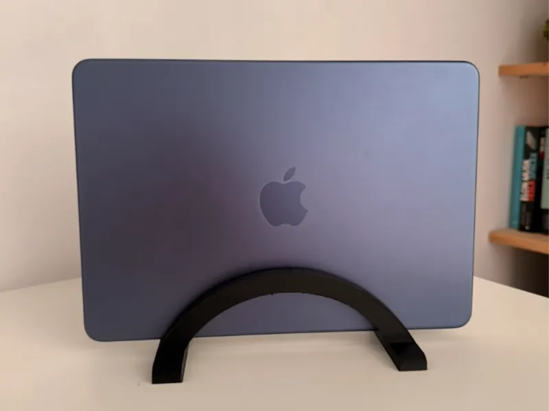 Vertical Laptop Stand – One Piece 3D Print Desk Organizer