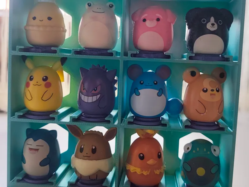 Squish-a-long display