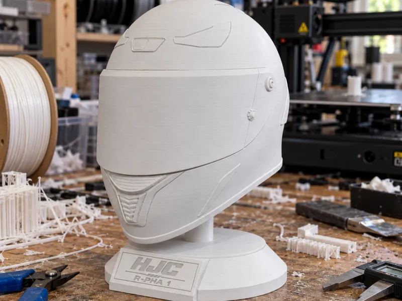 HJC RPHA 1 Arenas Replica Helmet – Action Figure and Display