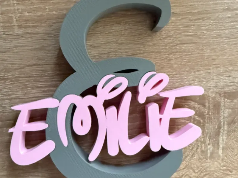 Emilie+2