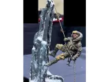 Icebound Ascent-0