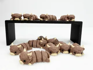 Articulated mini Highland Cow
